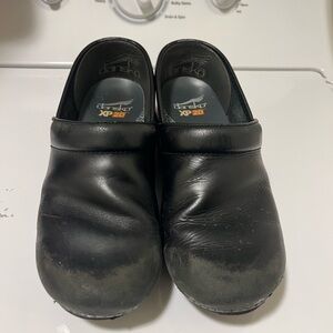Dansko XP 2.0 Black Waterproof Clogs